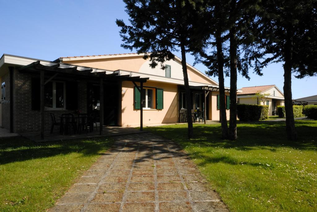 Villaggio Turistico La Cecinella Marina di Cecina Exterior photo