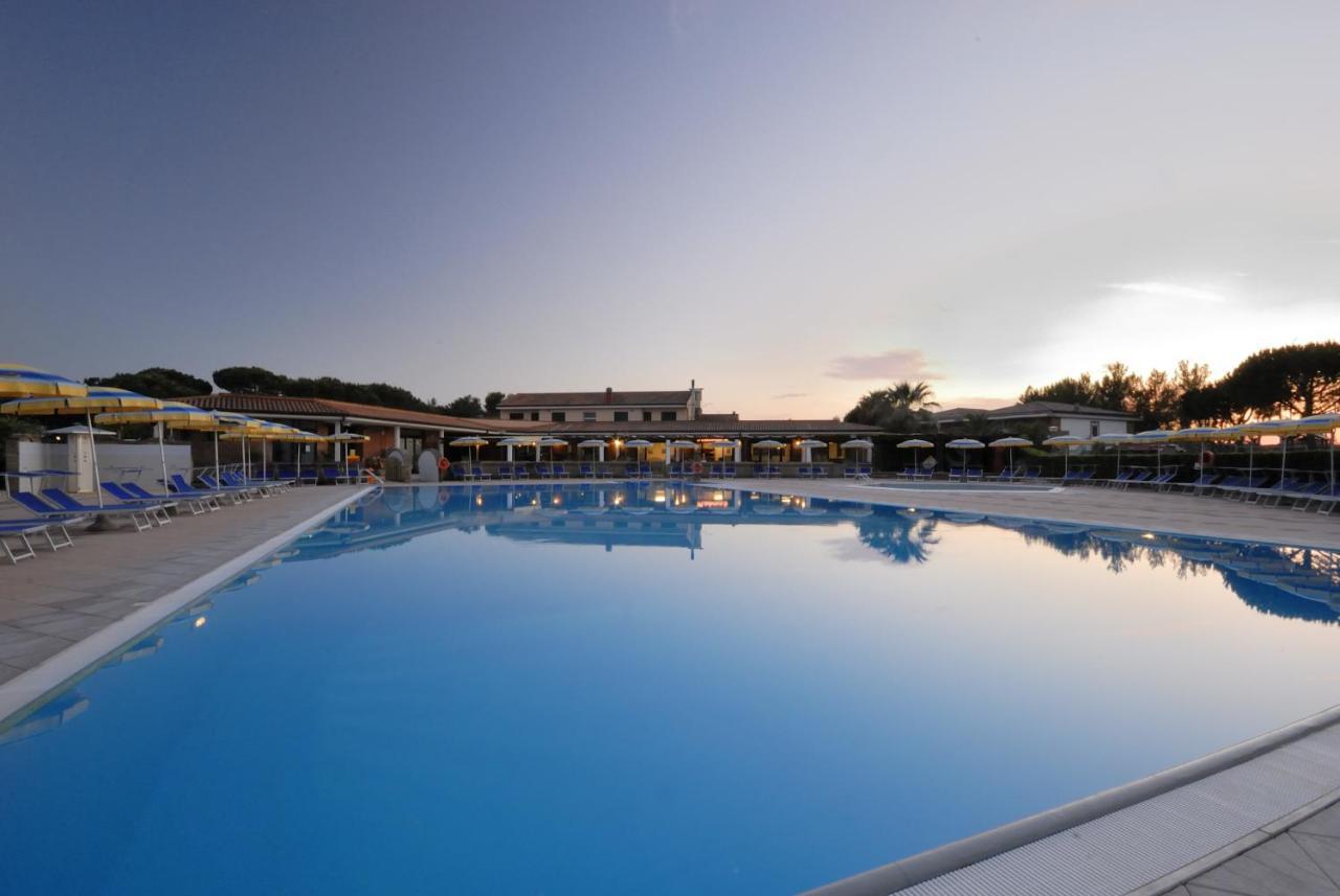 Villaggio Turistico La Cecinella Marina di Cecina Exterior photo